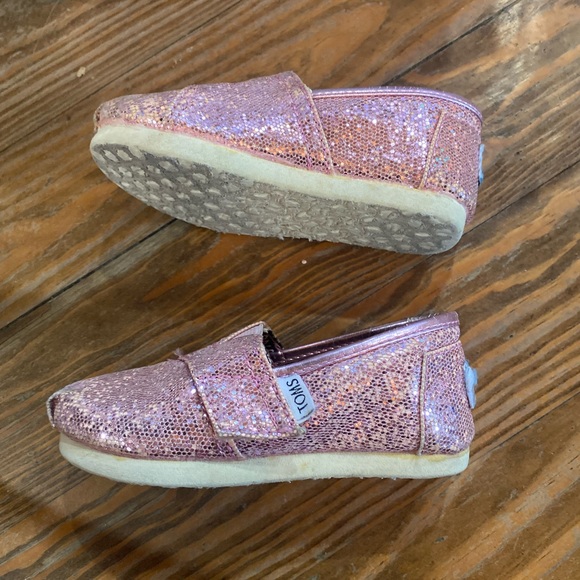 Toddler toms shoes - Picture 2 of 2